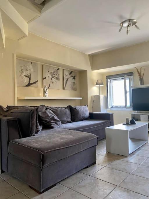 Bella Casa With Terrace Apartment Mantouki